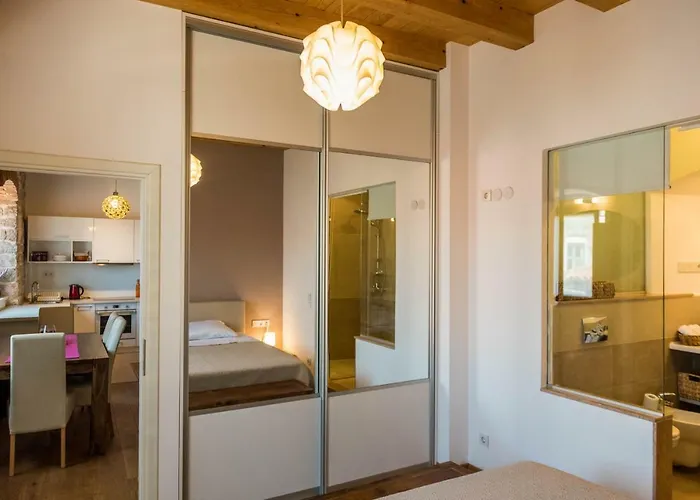 Pelegrin 아파트 *