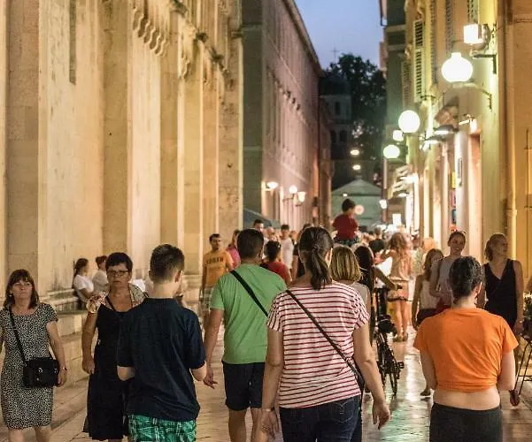 아파트 Pelegrin 자다르